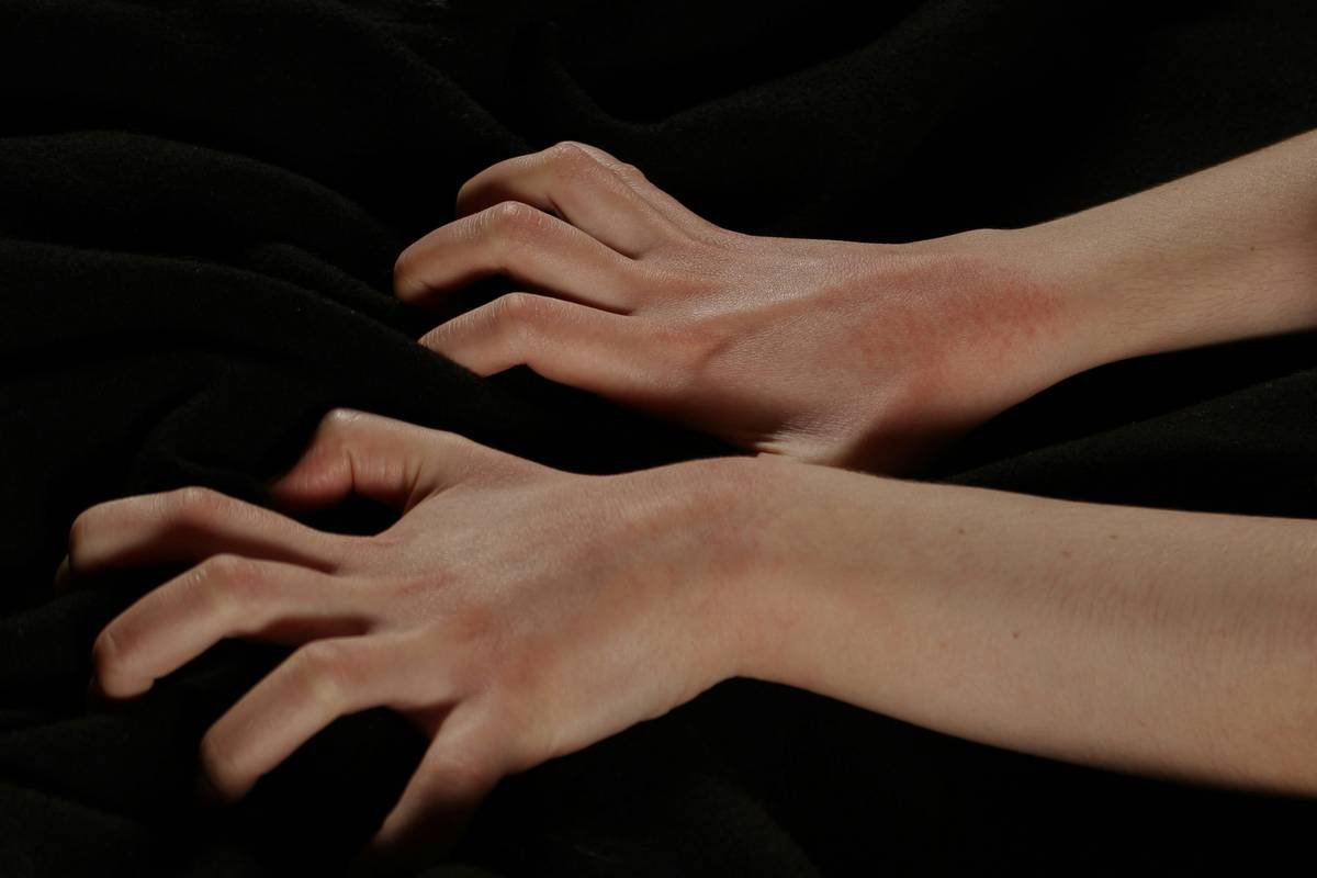 Diagram showing major hand muscles used during gripping exercises