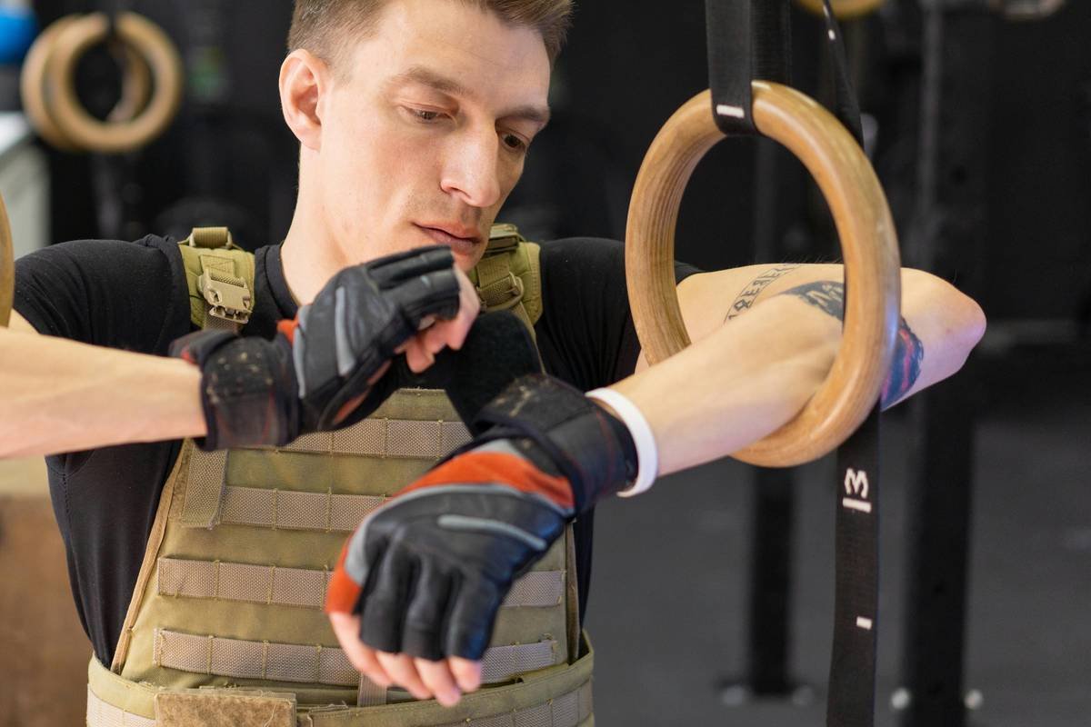 Mastering Grip Gloves for Goals: Your Ultimate Guide to Weight Loss & Health